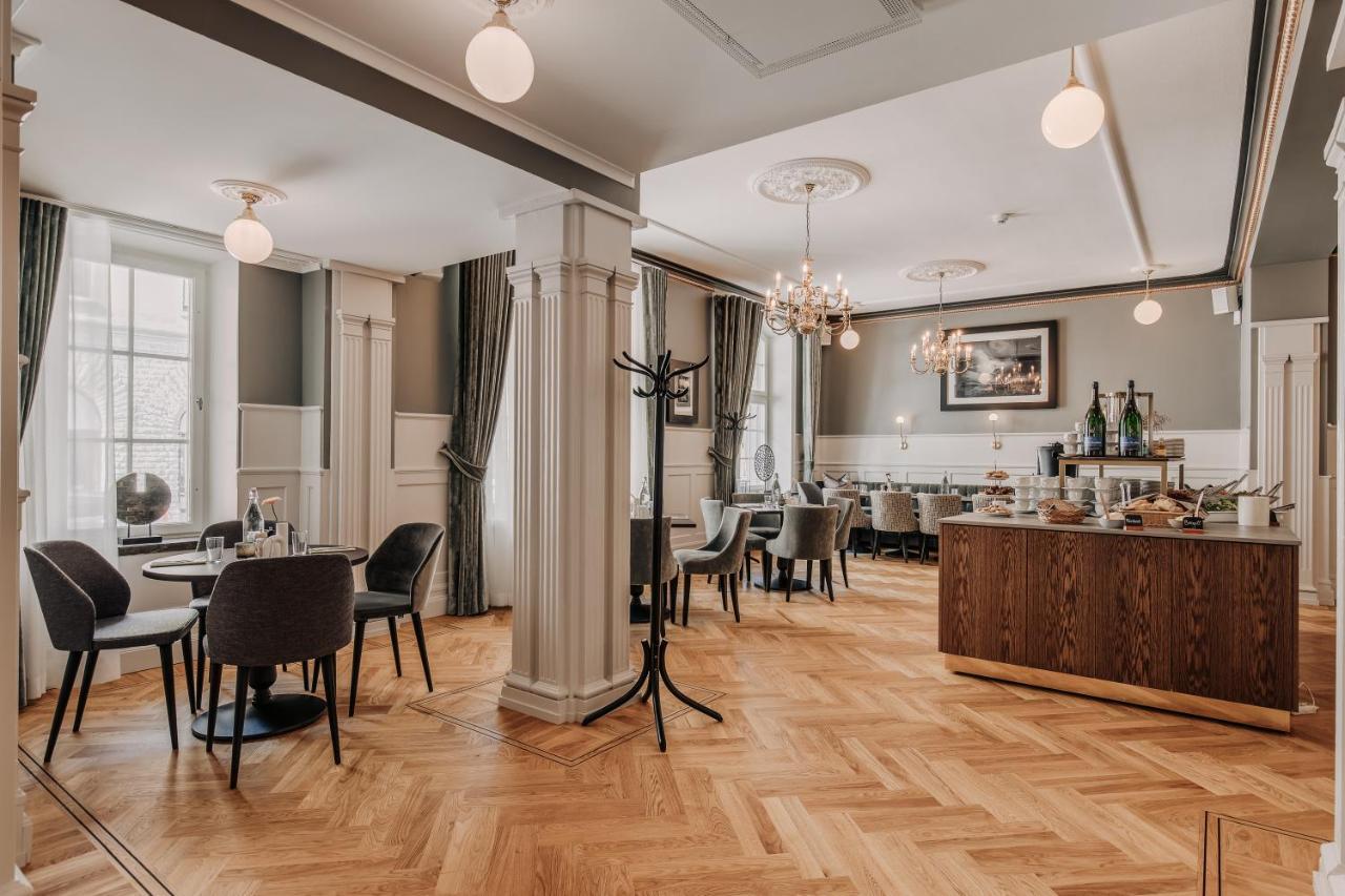Skara Stadshotell Екстер'єр фото