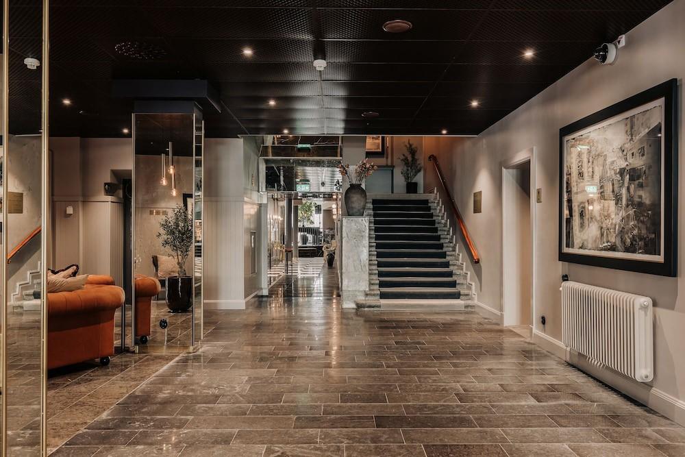 Skara Stadshotell Екстер'єр фото